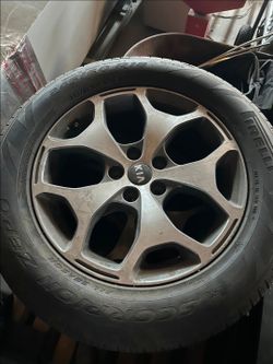 Kia Telluride Rims & Tires 200 miles 246 60 18