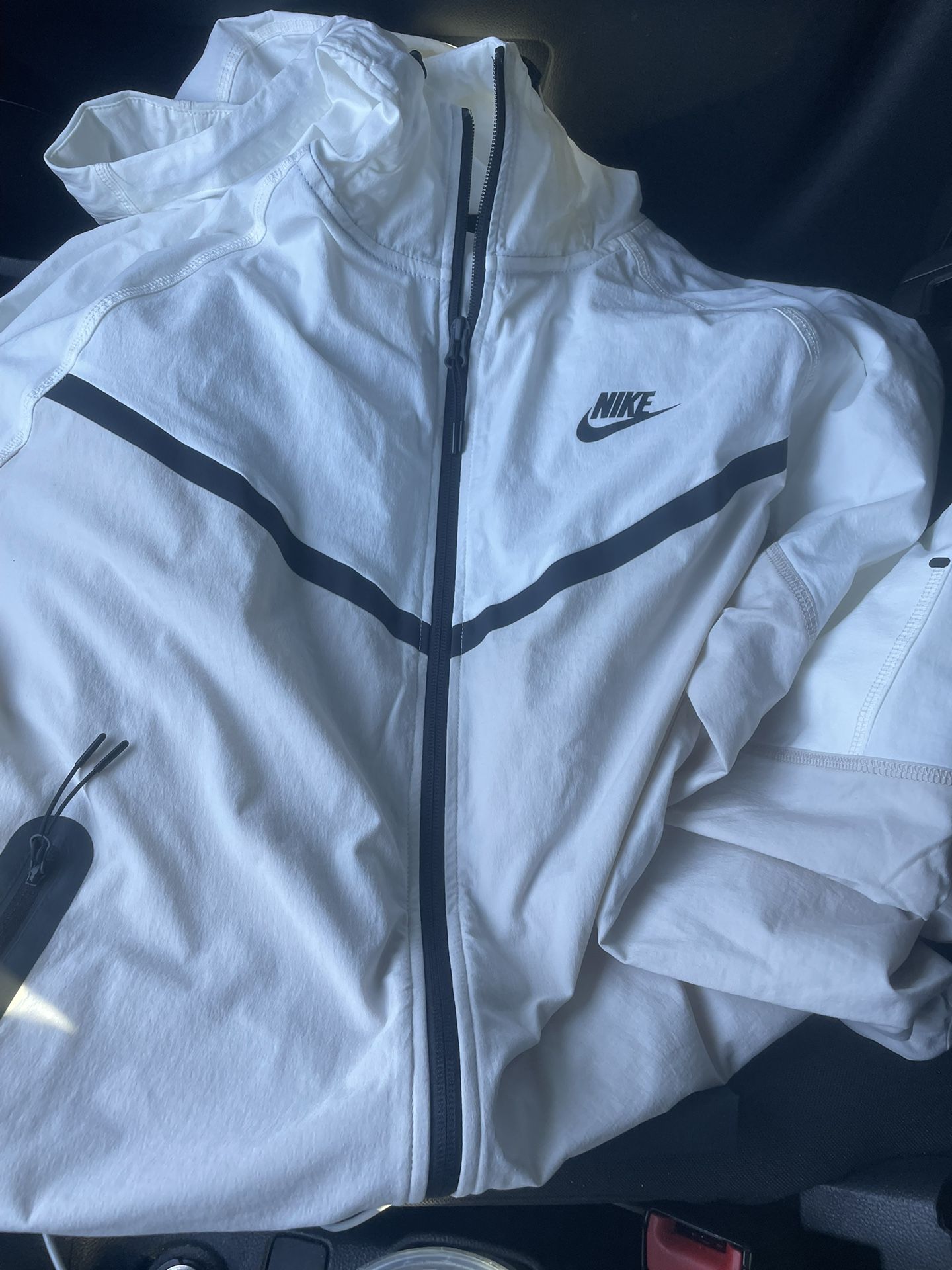 Nike Tech Windbreaker 