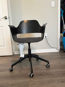 IKEA DESK AND CHAIR BOTH $100 moving back to India