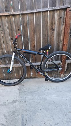 Throne Cycles The Goon