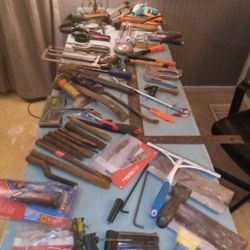 TONS OF RANDOM TOOLS TOGETHER FOR CHEAP