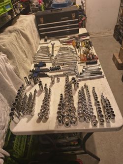 Husky tools box with tools