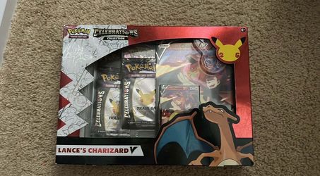 Pokémon TCG Celebrations Collection Lance's Charizard V Box