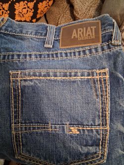 Men's ariat jeans