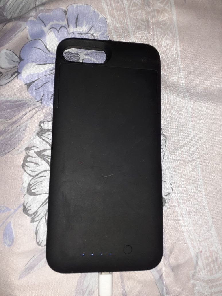 iPhone 6,7,8 plus charging case, used.