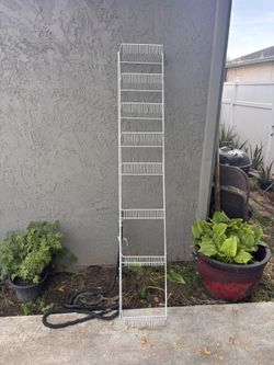 Closet Maid Wall Mounted 8-Tier Storage Rack, White