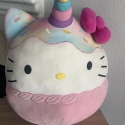 Hello Kitty large Squishmallows 