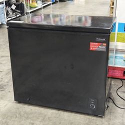 Frigidaire Gallery 7 Cu. Ft. Chest Freezer