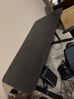 Gaming desk