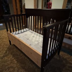 Graco CRIB with Mattress