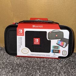 Nintendo Switch Game Traveler Deluxe Travel Case Storage Brand New With Tags