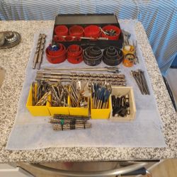 Lot Of Hole Saws And Drill Bits Variety 