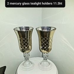 2 Tealight holders 