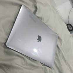 MacBook Air (2020) 
