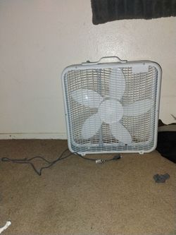 Brand new box fan 2x2