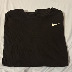 Black nike long sleeve.