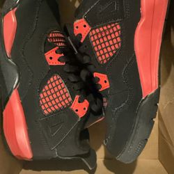 Jordan 4 Red Thunder 13C PS – LIKE NEW