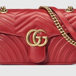GG Marmont small matelassé shoulder bag