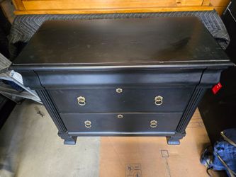 Black nightstands