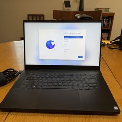 Razer - Blade 15.6" Gaming Laptop - Intel Core i7 - 16GB Memory - NVIDIA GeForce RTX 2060 - 512GB Solid State Drive - Black