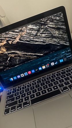 MacBook Pro 13 inch retina 256Gb
