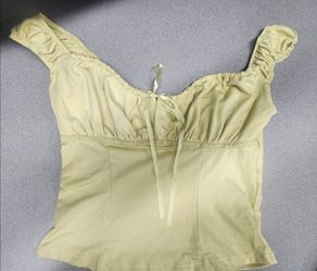 Women's SHEIN Yellow Top Size Small