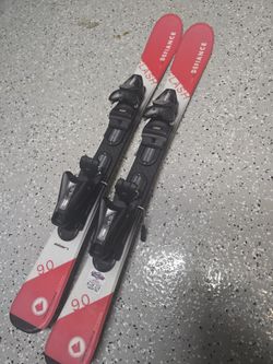 Defiance Flash 90cm Skis With Bindings