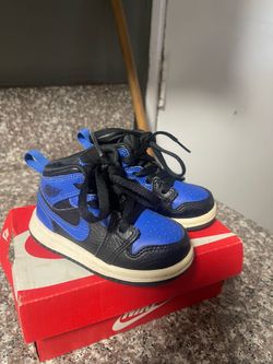 Baby shoes