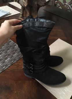 Boots size 3 justice