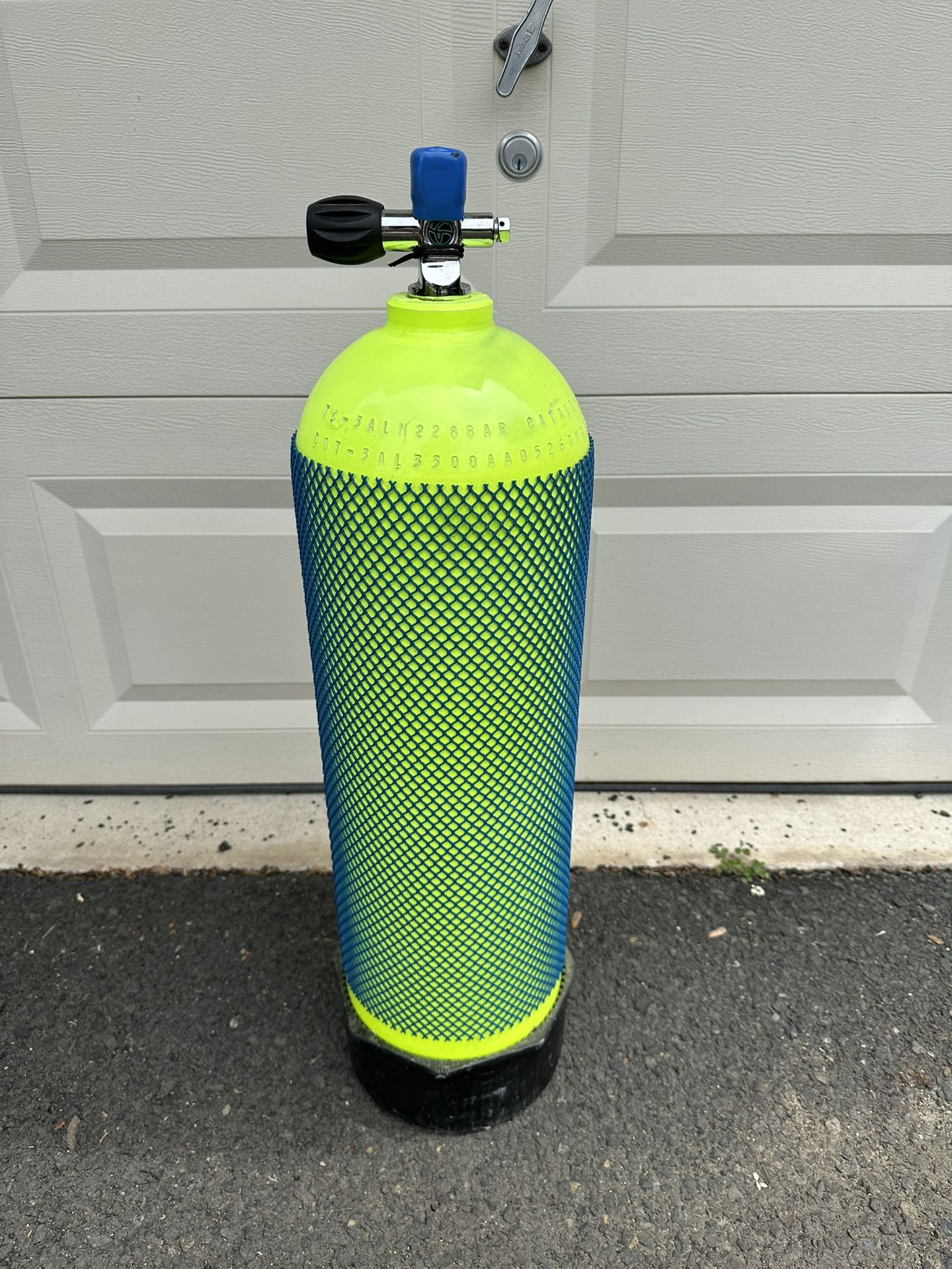 Catalina C100 Aluminum 100 Cu. Ft. Scuba Diving Tank