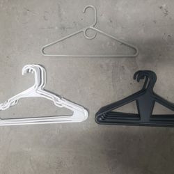 Plastic Clothes Hangers - Set of 14 (White, Black & Gray)