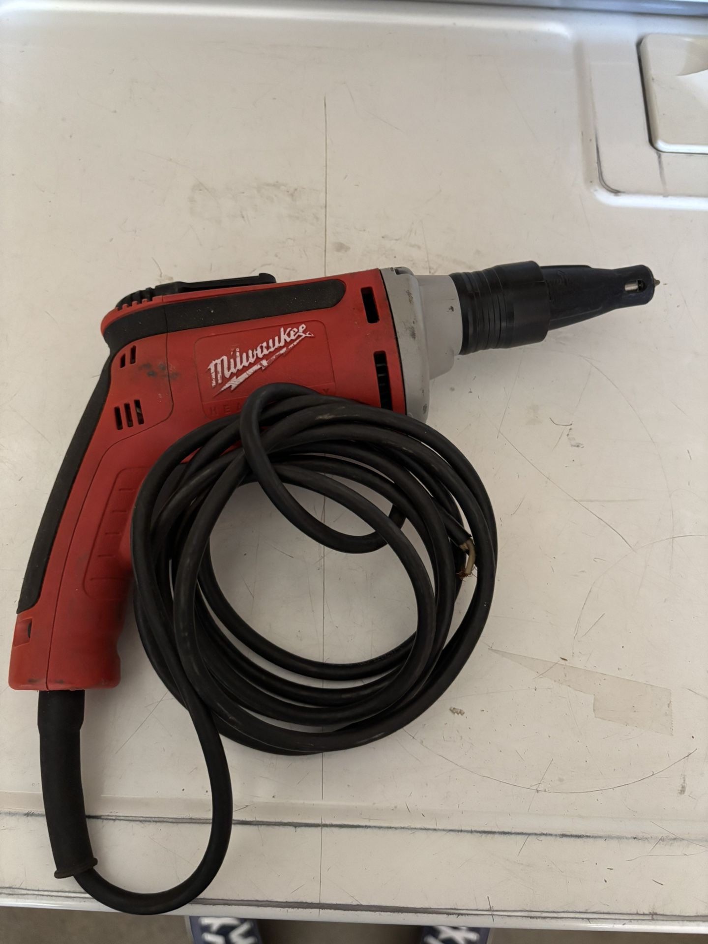 Milwaukee Screw Driver