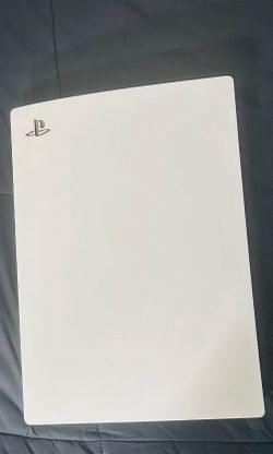 PS5 Disc Edition — like new. No original box. Includes controller, power cable, charger, and HDMI cable.