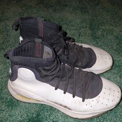 Under Armour Basketball Shoes Size 11