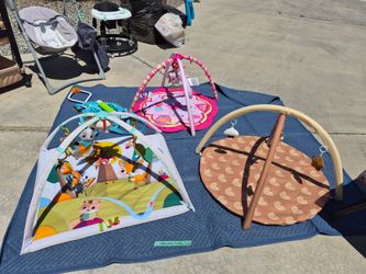 YARD SALE , 17333 SEQUOIA ST,  HESPERIA CA 92345
