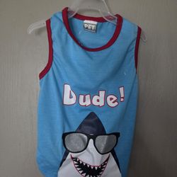 Pet Shark Tshirt And Crab Hoodie Size medium