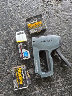 Stanley TR250 Heavy Duty Staple Gun 3 boxes staples