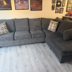Virgo Charcoal 2 Piece Sectional