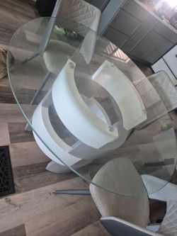 Dinning table