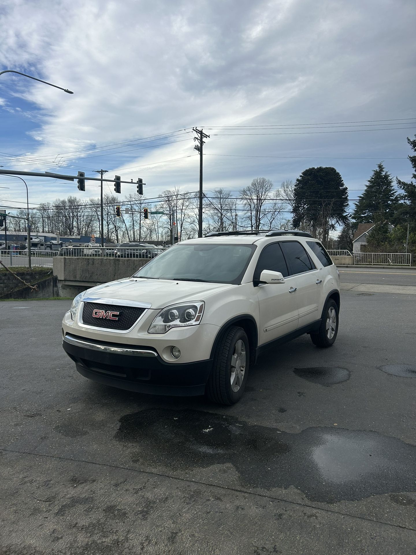 2009 GMC Acadia for Sale in Renton, WA - OfferUp