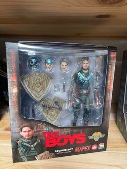 Iso solider boy or any the boys figures  looking to buy or trade for some mafex