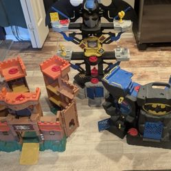 3 Large Children's Castles/Homes/Stores