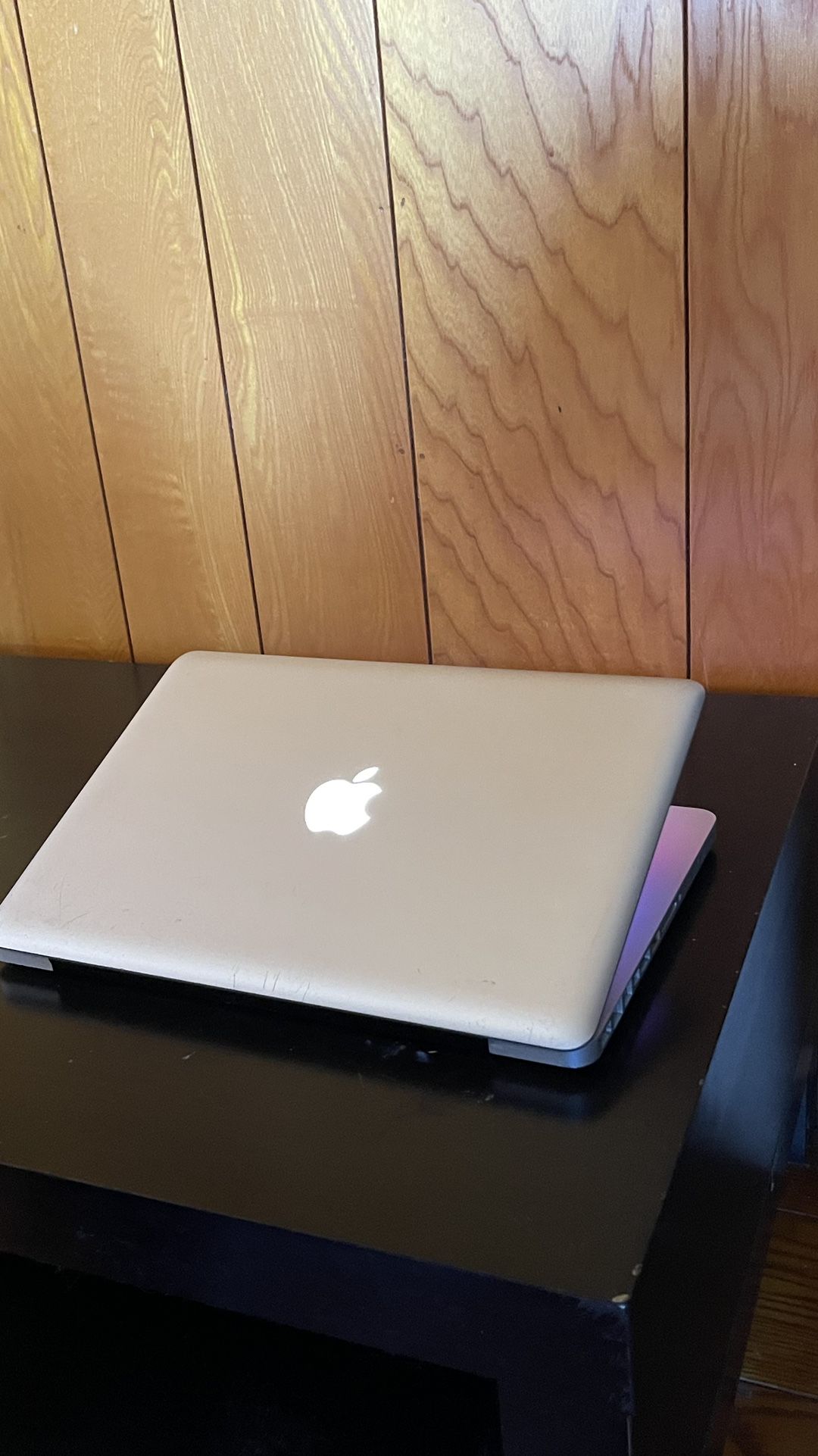 Apple MacBook Pro 13” I5/8GB/256GB SSD $150