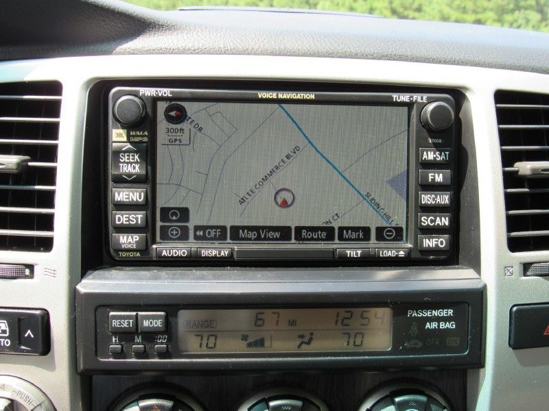 4th gen Toyota 4Runner stock stereo/radio w/ maps/navigation