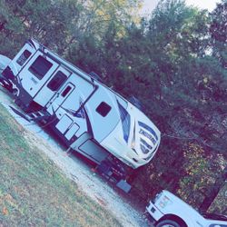 2019 Dutchmen Endurance Toy Hauler