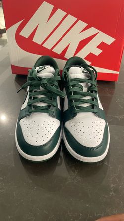 Nike dunk low retro Michigan state 9.5