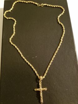 14k gold plated rope chain, with jesus Pendant.
