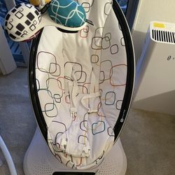 4Moms MamaRoo Multi motion Baby Swing