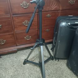 Tripod