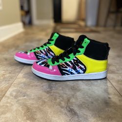 Deb colorful lace up fashion sneakers, Size 7